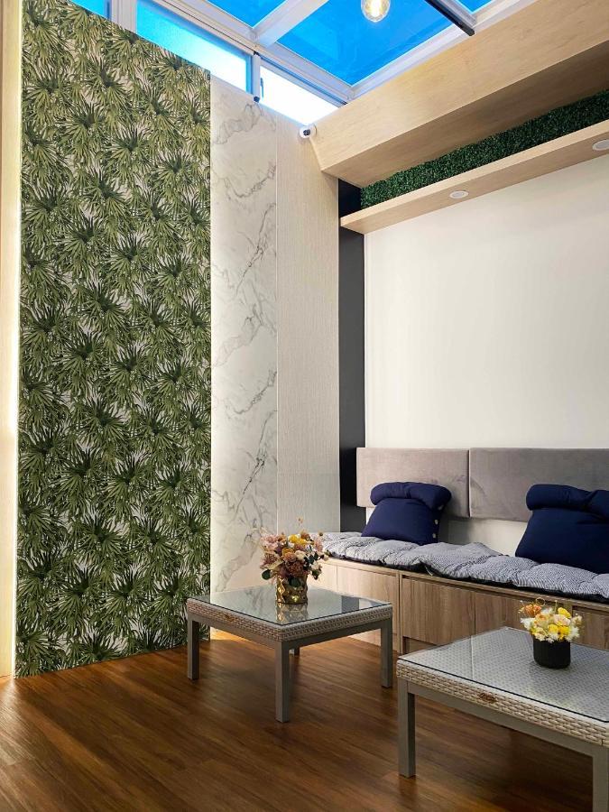 1881 Ya Ka Hostel Tainan Dış mekan fotoğraf